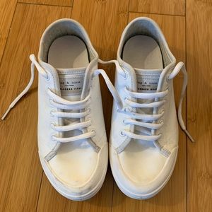 Rag and Bone tennis shoes